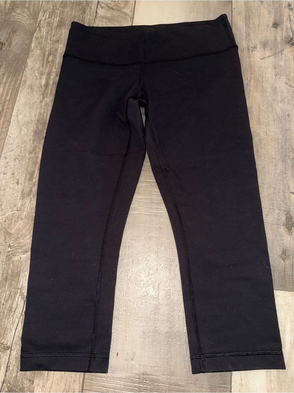 lululemon athletica Black Crop Leggings